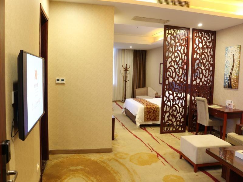 Vienna Classic Hotel Guangzhou Yanling Road Bagian luar foto